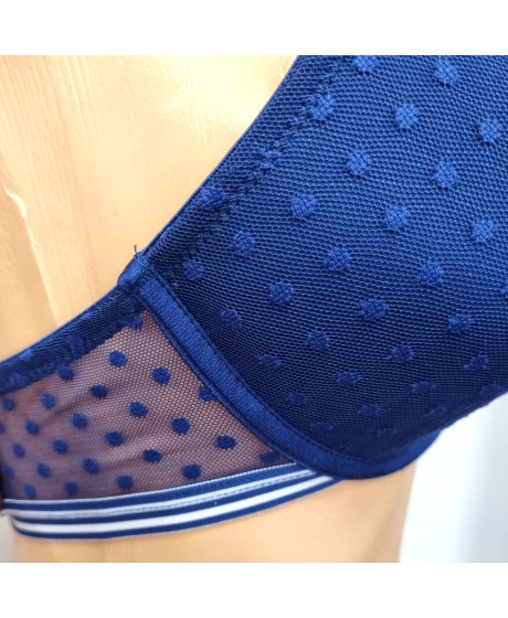 S.Oliveri rinnahoidja vibude ja PUSH UP'iga