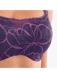 Triumph Body Make-Up Illusion Lace Balconette Triumph Body Make-Up Illusion Lace Balconette