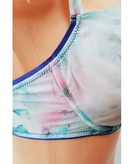 EVA-Dessous rinnahoidja