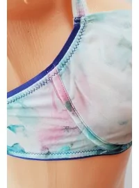 EVA-Dessous rinnahoidja