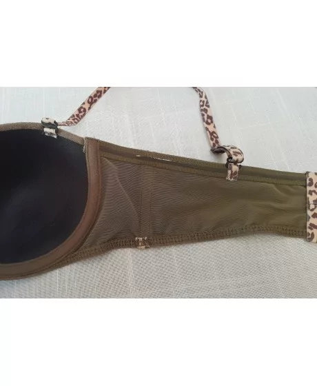 EVA-Dessous rinnahoidja