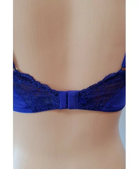 EVA-Dessous rinnahoidja