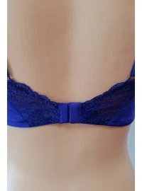 EVA-Dessous rinnahoidja