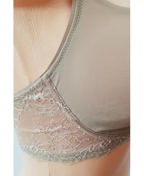 EVA-Dessous rinnahoidja