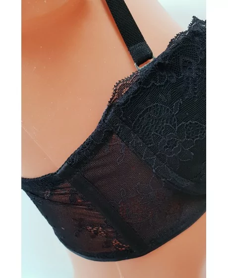 EVA-Dessous rinnahoidja