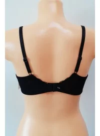 EVA-Dessous rinnahoidja