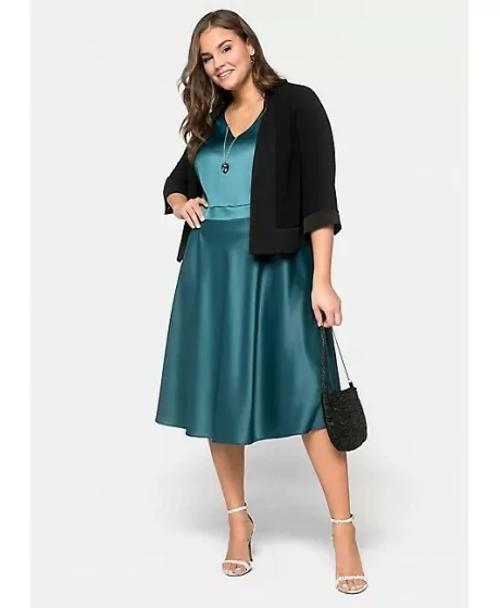 Sheego satiinist kleit