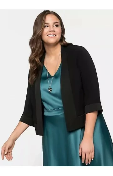 Sheego satiinist kleit