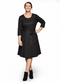 Sheego ruuduline kleit küljetaskutega