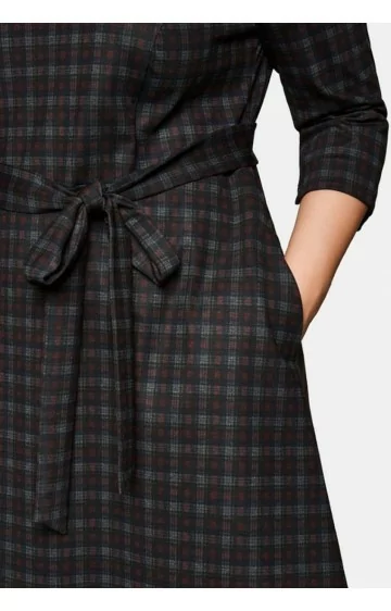 Sheego ruuduline kleit küljetaskutega