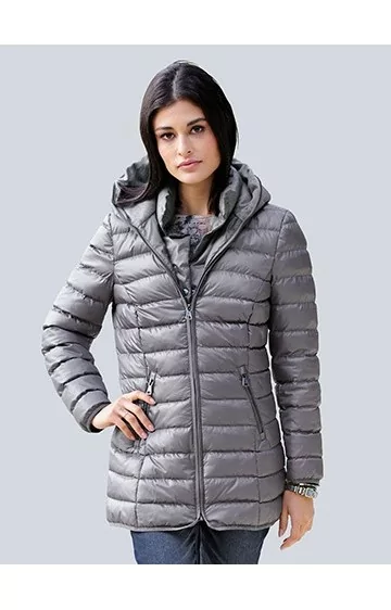 ALBA MODA kapuutsiga tepitud jakk