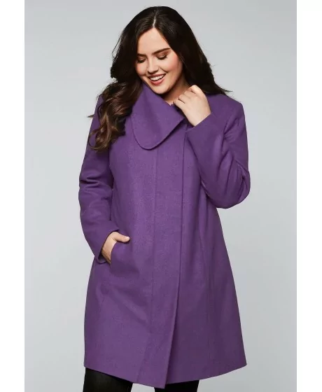 Trapetsikujuline Sheego mantel - 1