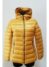 Lühike tepitud jakk ARTIKA