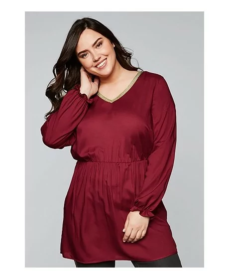 Rubiinpunane Sheego tuunika