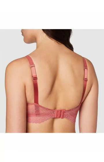 TRIUMF ILU TÄIS KULLAKE W