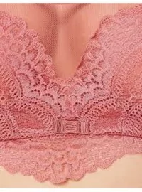 TRIUMF ILU TÄIS KULLAKE W