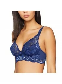 TRIUMF AMOURETTE VÕLU N