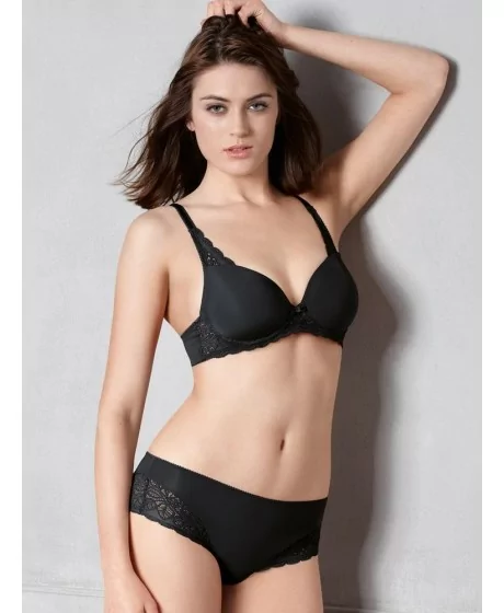 TRIUMPH Amourette Spotlight WHP