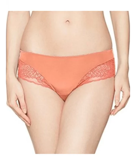 TRIUMPH Amourette Spotlight