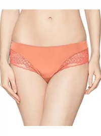 TRIUMPH Amourette Spotlight