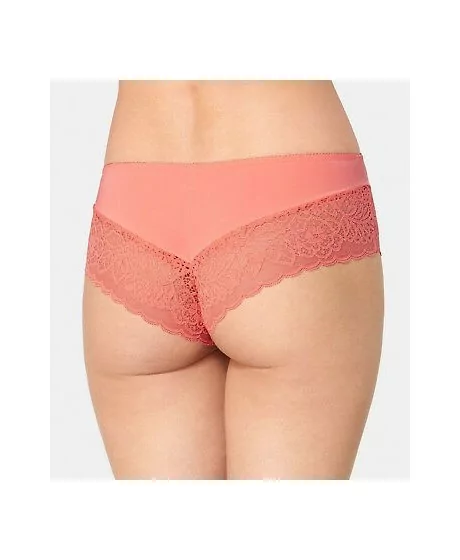 TRIUMPH Amourette Spotlight