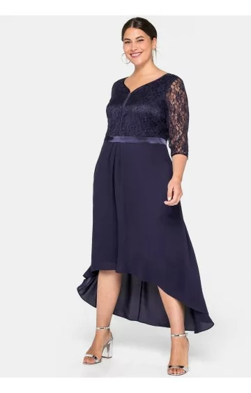 Naiselik ja elegantne Sheego kleit