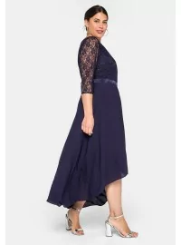 Naiselik ja elegantne Sheego kleit