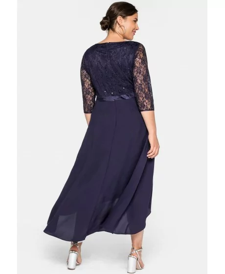 Naiselik ja elegantne Sheego kleit