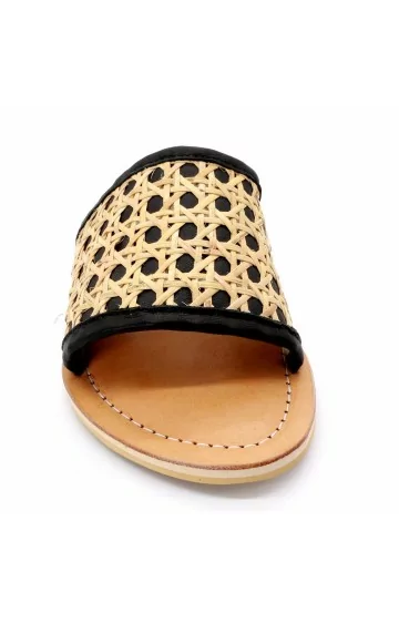 BALI-BALI naiste sussid KEDIRI