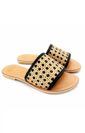 BALI-BALI naiste sussid KEDIRI