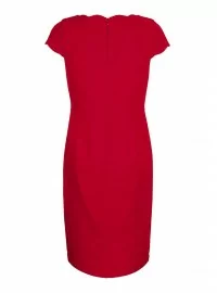 Laura Kenti kleit Komplimente sobiva siluetiga