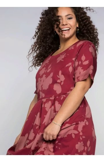 Sheego puuvillane kleit koos keha vormiva aluspesuga