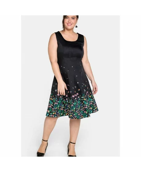 Varrukateta Sheego puuvillane kleit