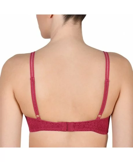 Naturana rinnahoidja vaarikas