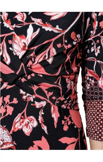 Mona trikotaažkleit