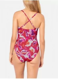 Triumph Venus Elegance ujumistrikoo