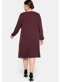 Kihiline kellukujuline Sheego kleit