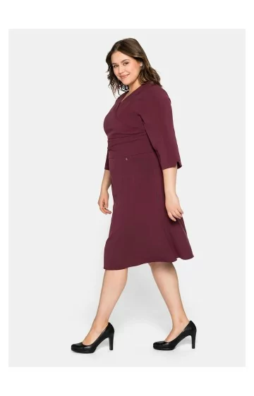 Tahke Sheego kleit reguleeritava aluspesuga