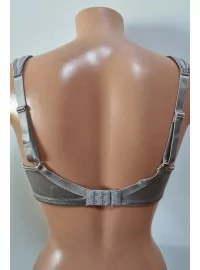 Viania Dessous rinnahoidja