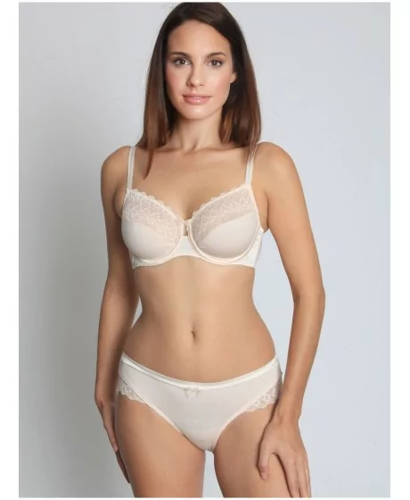 Sassa moe rinnahoidja