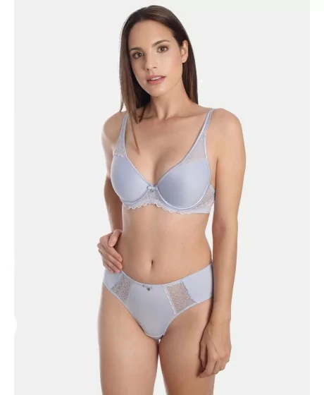 Sassa moe rinnahoidja