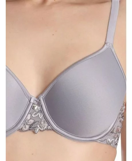 Sassa moe rinnahoidja