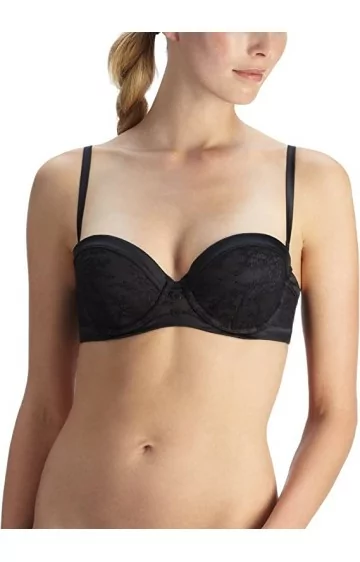 Triumph Luxurious Essence WDU rinnahoidja