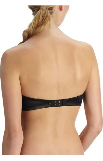 Triumph Luxurious Essence WDU rinnahoidja