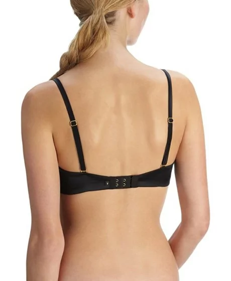 Triumph Luxurious Essence WDU rinnahoidja