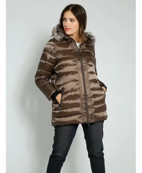 Janet & Joyce tikitud jakk (suurendatud) - 1