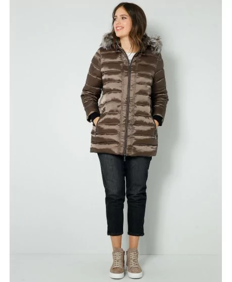 Janet & Joyce tikitud jakk (suurendatud) - 2