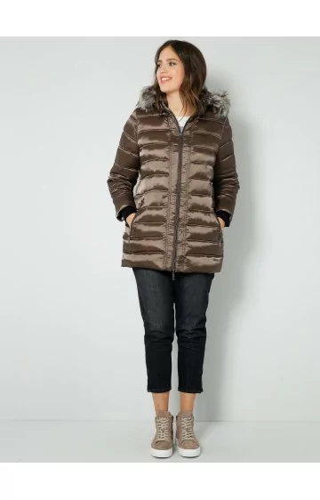 Janet & Joyce tikitud jakk (suurendatud) - 2