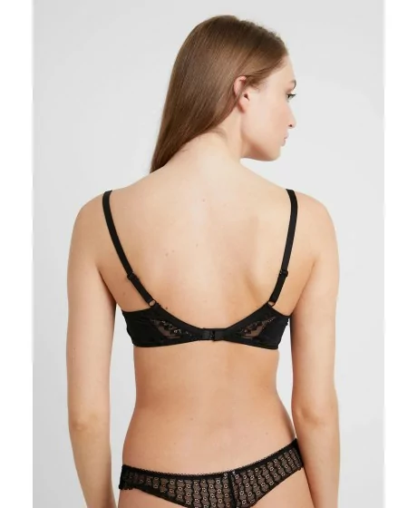 s.Oliver Gabrielle rinnahoidja