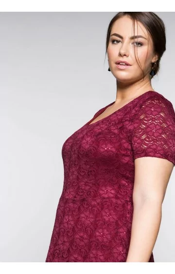 Sheego nėrinių suknelė su figūrą koreguojančiu apatiniu